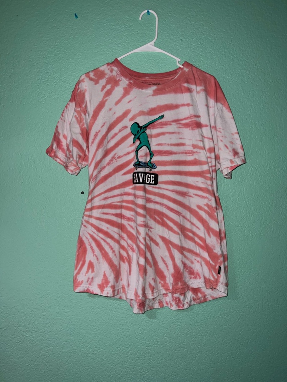 Tie-Dye Graphic Tee with Alien Dab Skate Figure - Coral & White